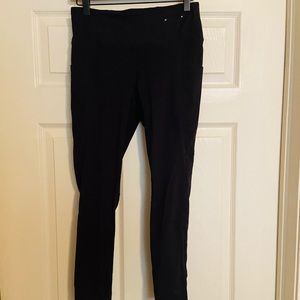 Black workout leggings